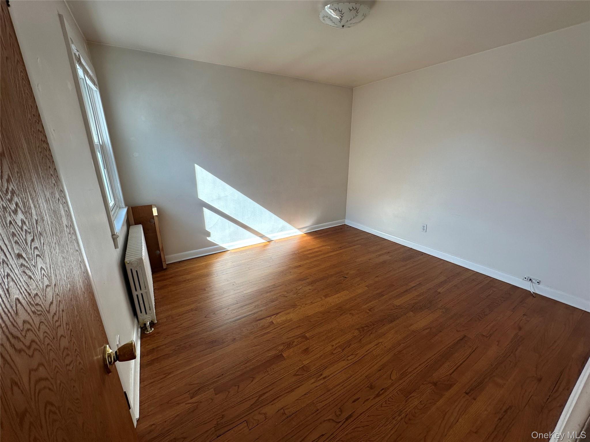 #10 photo, 70 Broadway, サフォーク郡 Greenlawn , NY 11740