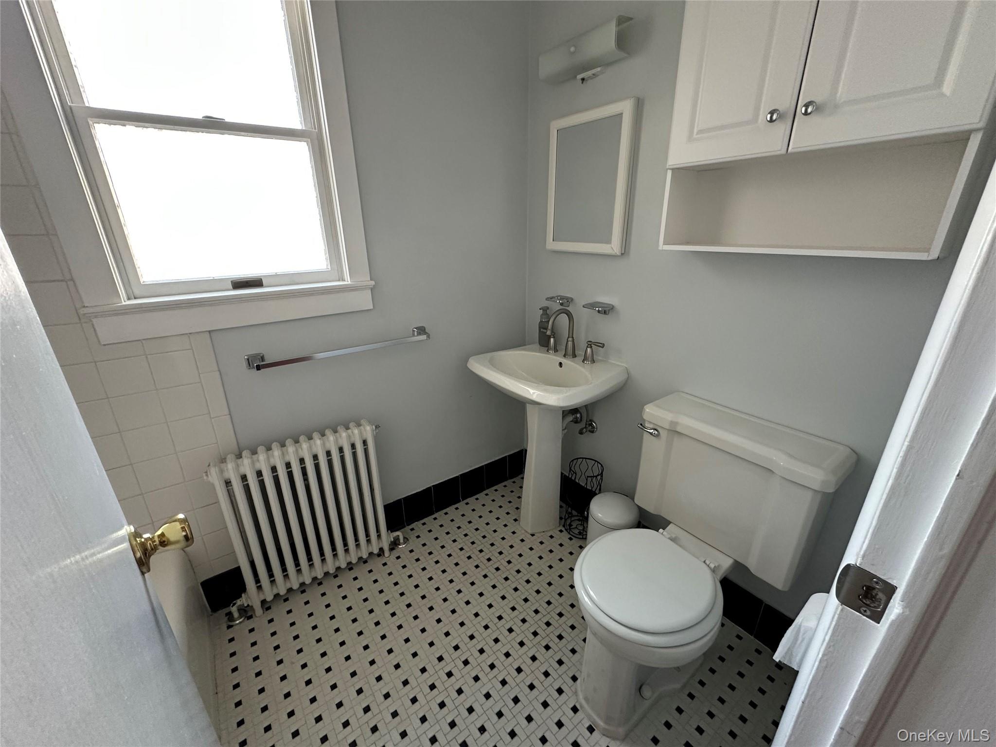 #12 photo, 70 Broadway, サフォーク郡 Greenlawn , NY 11740