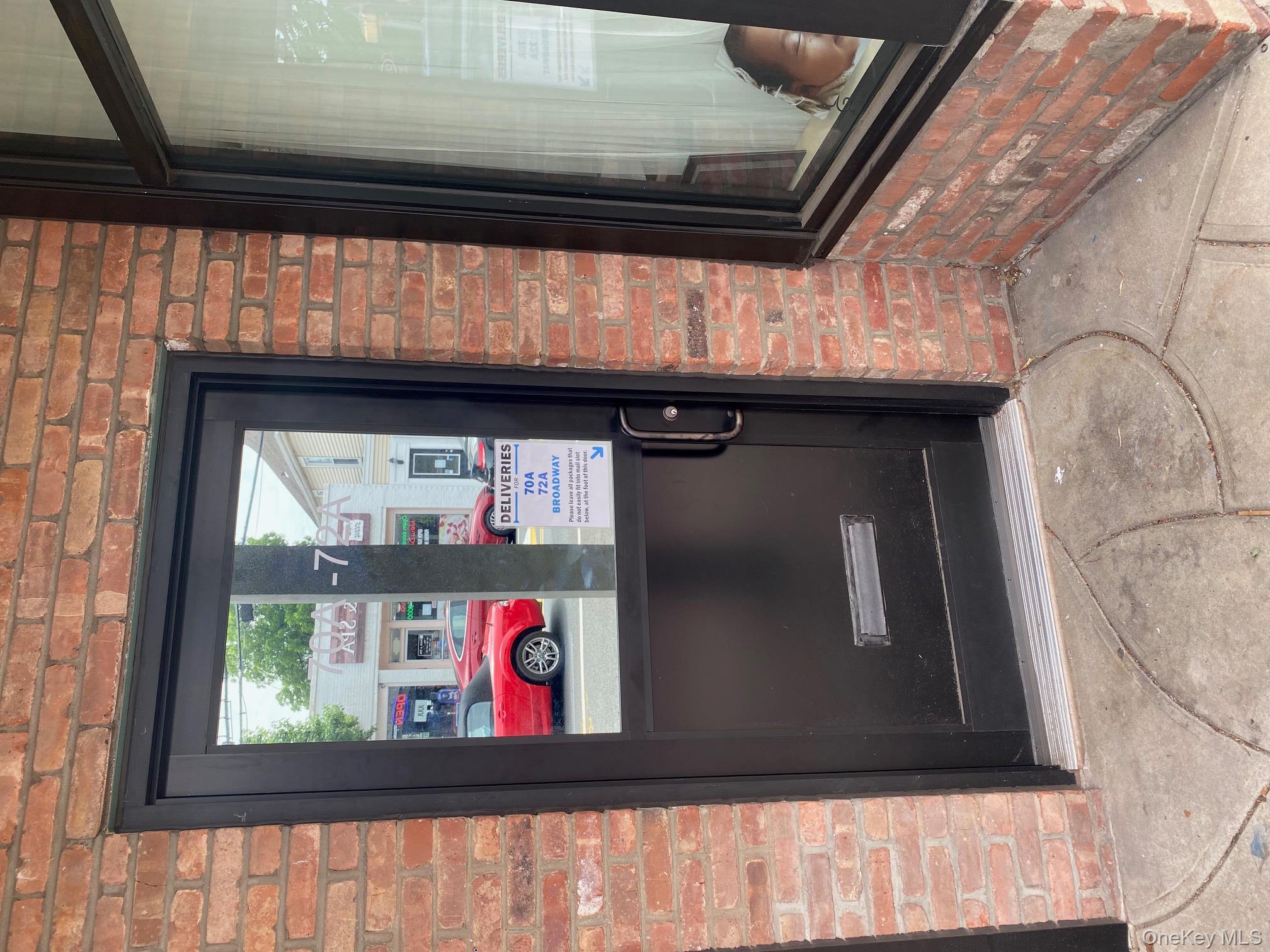 #2 photo, 70 Broadway, サフォーク郡 Greenlawn , NY 11740