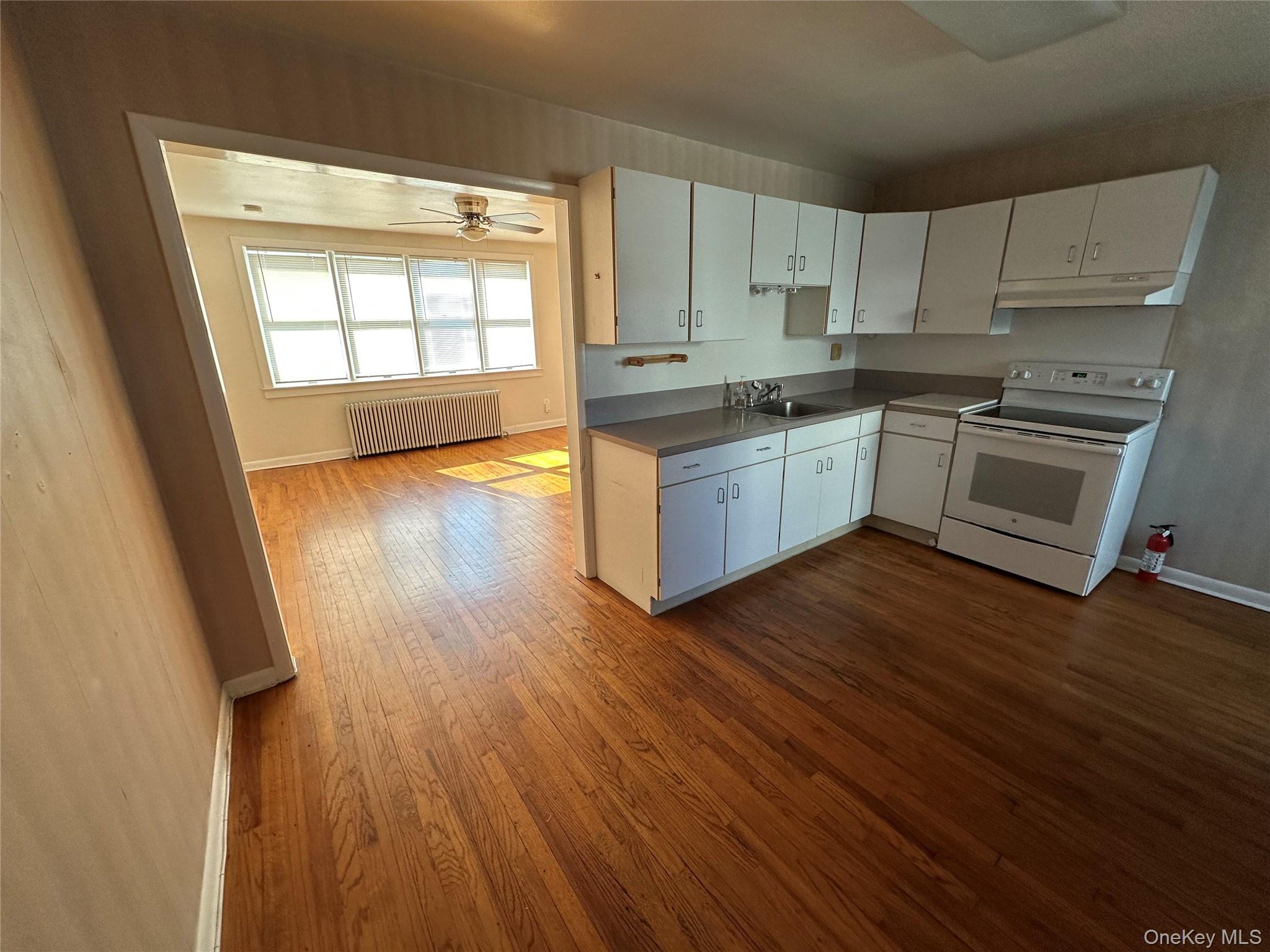 #6 photo, 70 Broadway, サフォーク郡 Greenlawn , NY 11740