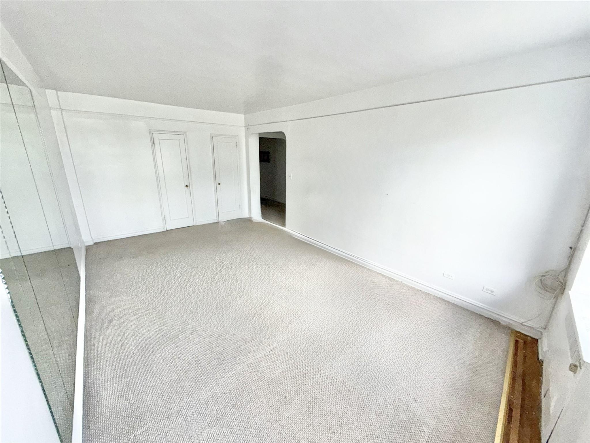 #16 photo, 61-41 Saunders Street, Rego Park , NY 11374