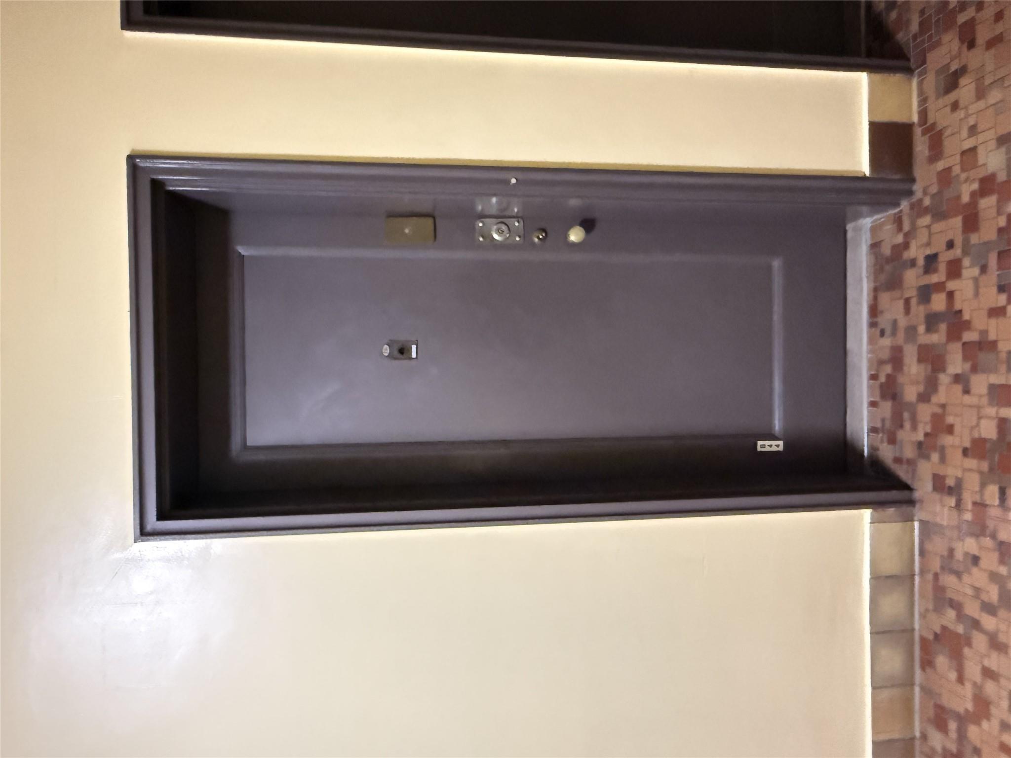 #4 photo, 61-41 Saunders Street, Rego Park , NY 11374