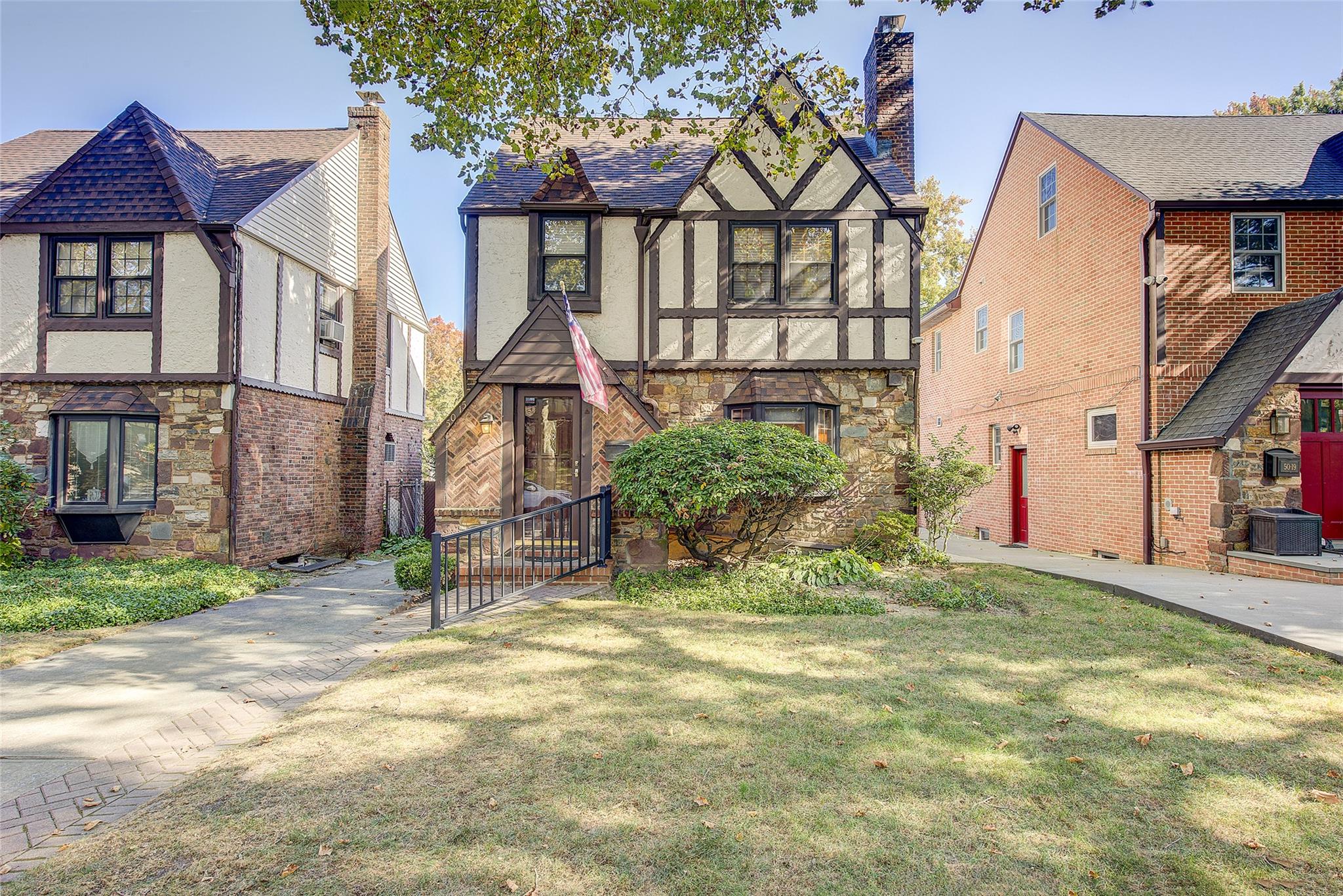 #1 photo, 50-15 245th Street, 皇后區 道格拉斯頓 Douglaston , NY 11362