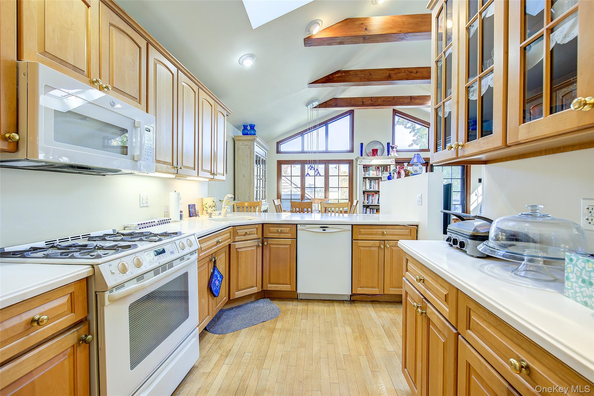 #15 photo, 50-15 245th Street, Douglaston , NY 11362