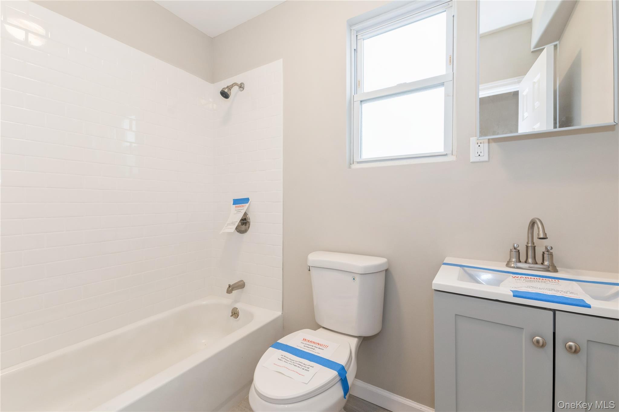 #13 photo, 194-56 Murdock Avenue, クイーンズ区 Saint Albans , NY 11412