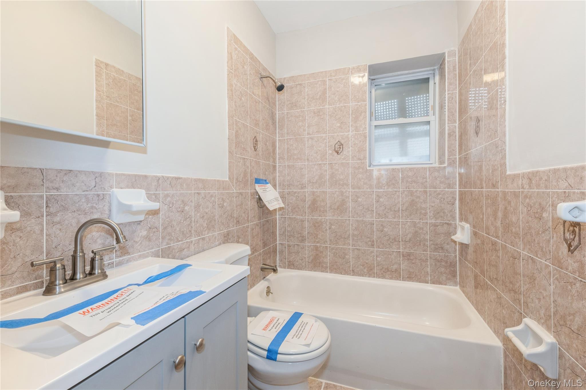 #4 photo, 194-56 Murdock Avenue, クイーンズ区 Saint Albans , NY 11412