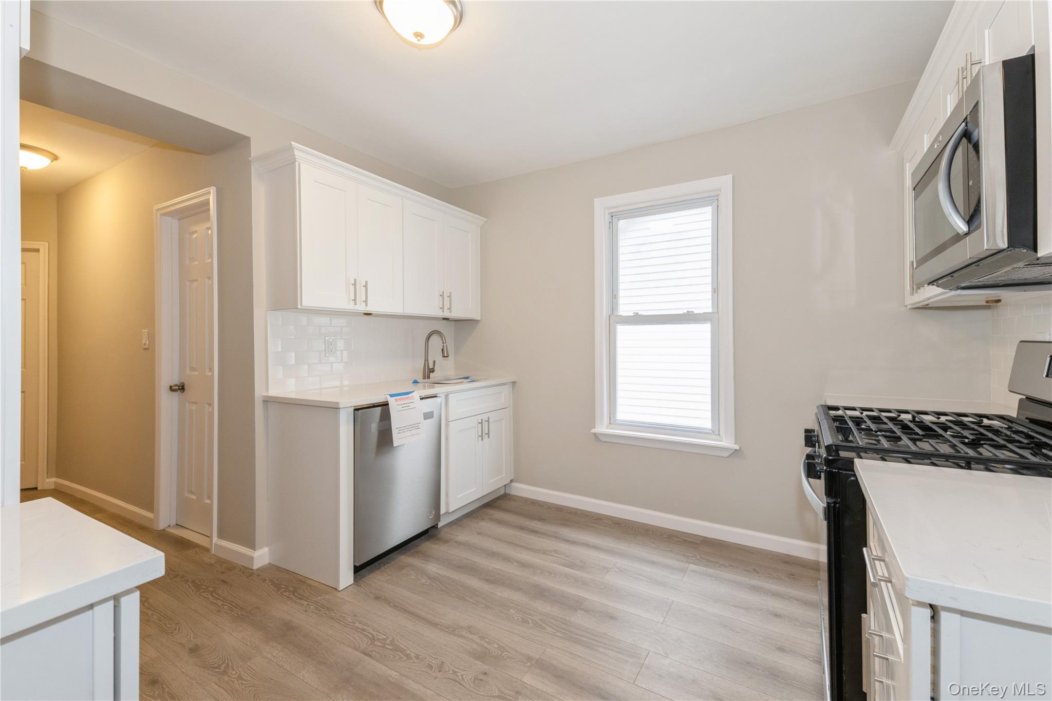 #9 photo, 194-56 Murdock Avenue, クイーンズ区 Saint Albans , NY 11412