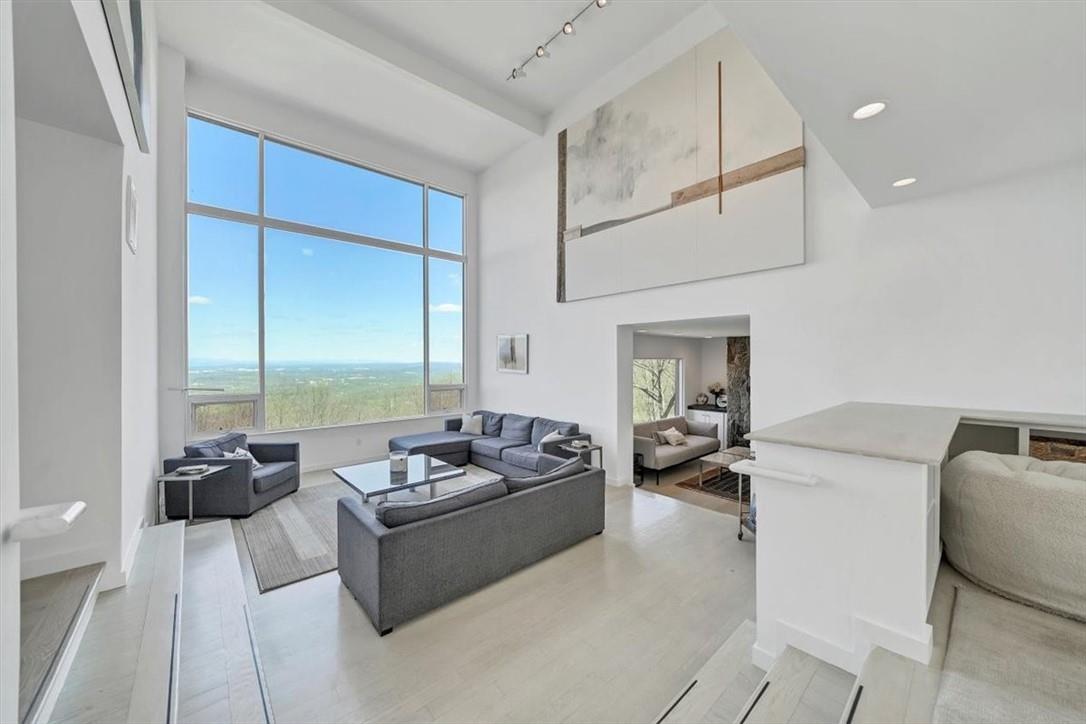 #11 photo, 94 Mine Hill, Cornwall , NY 12518