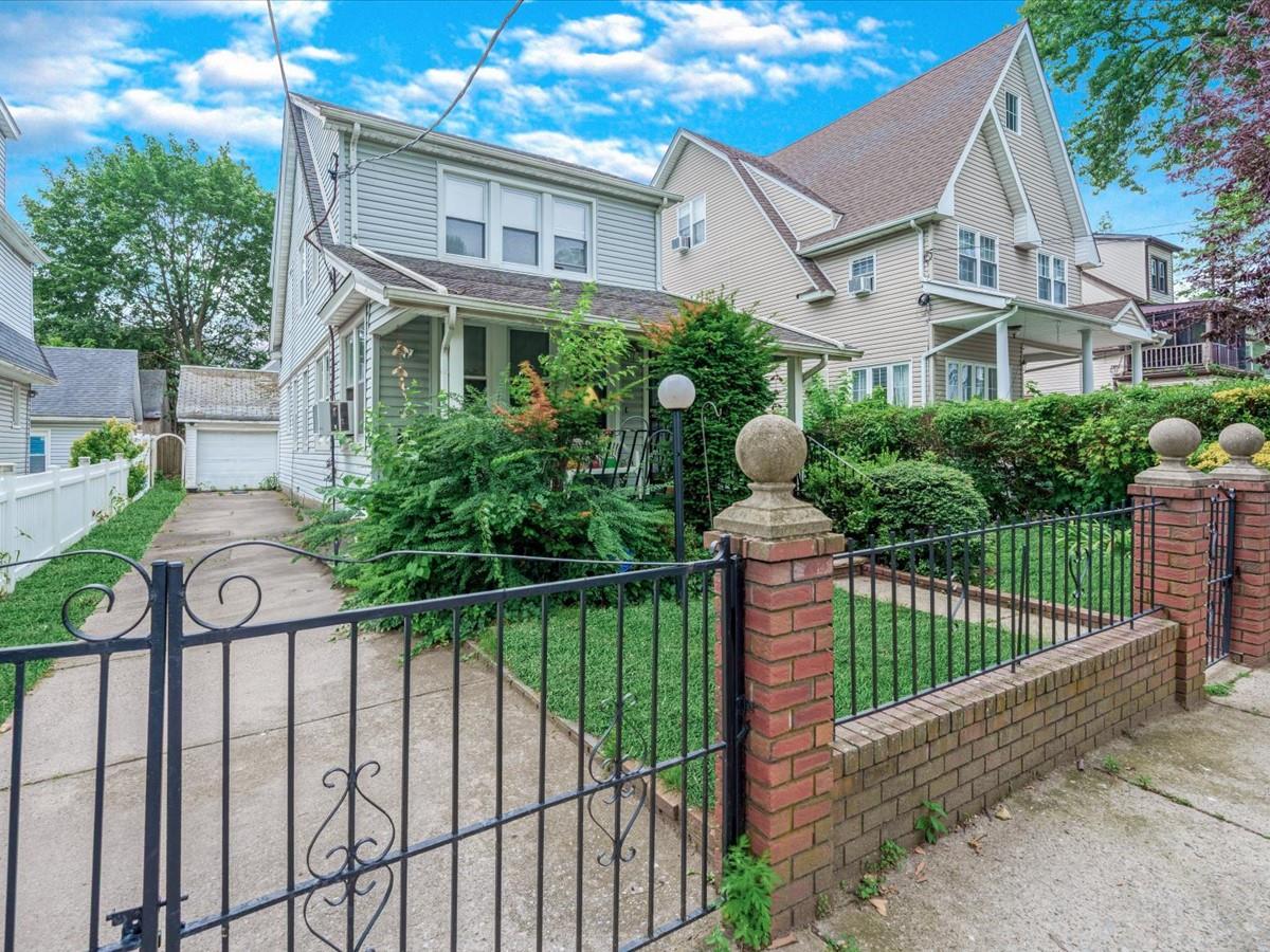 #1 photo, 11554 174 Street, 皇后區 牙買加 Saint Albans , NY 11434