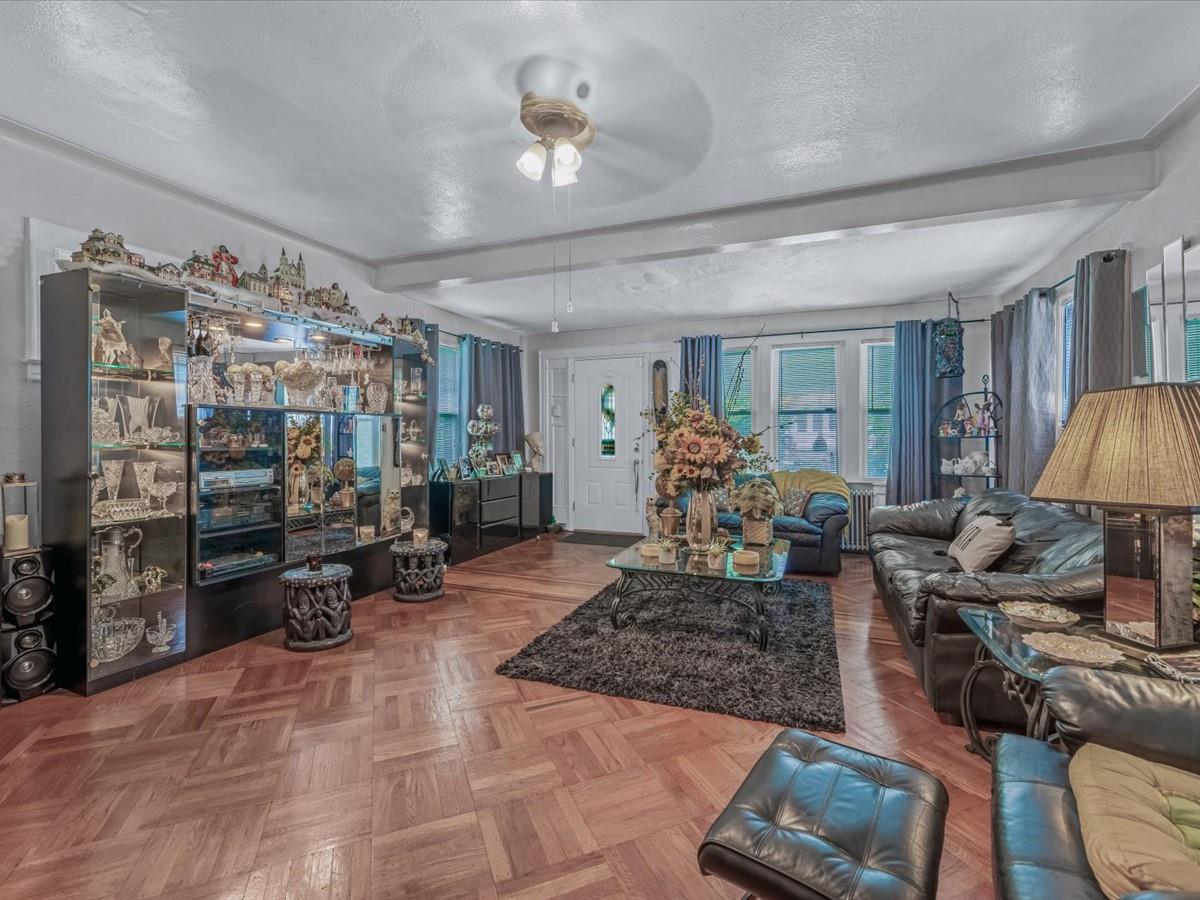 #5 photo, 11554 174 Street, Saint Albans , NY 11434