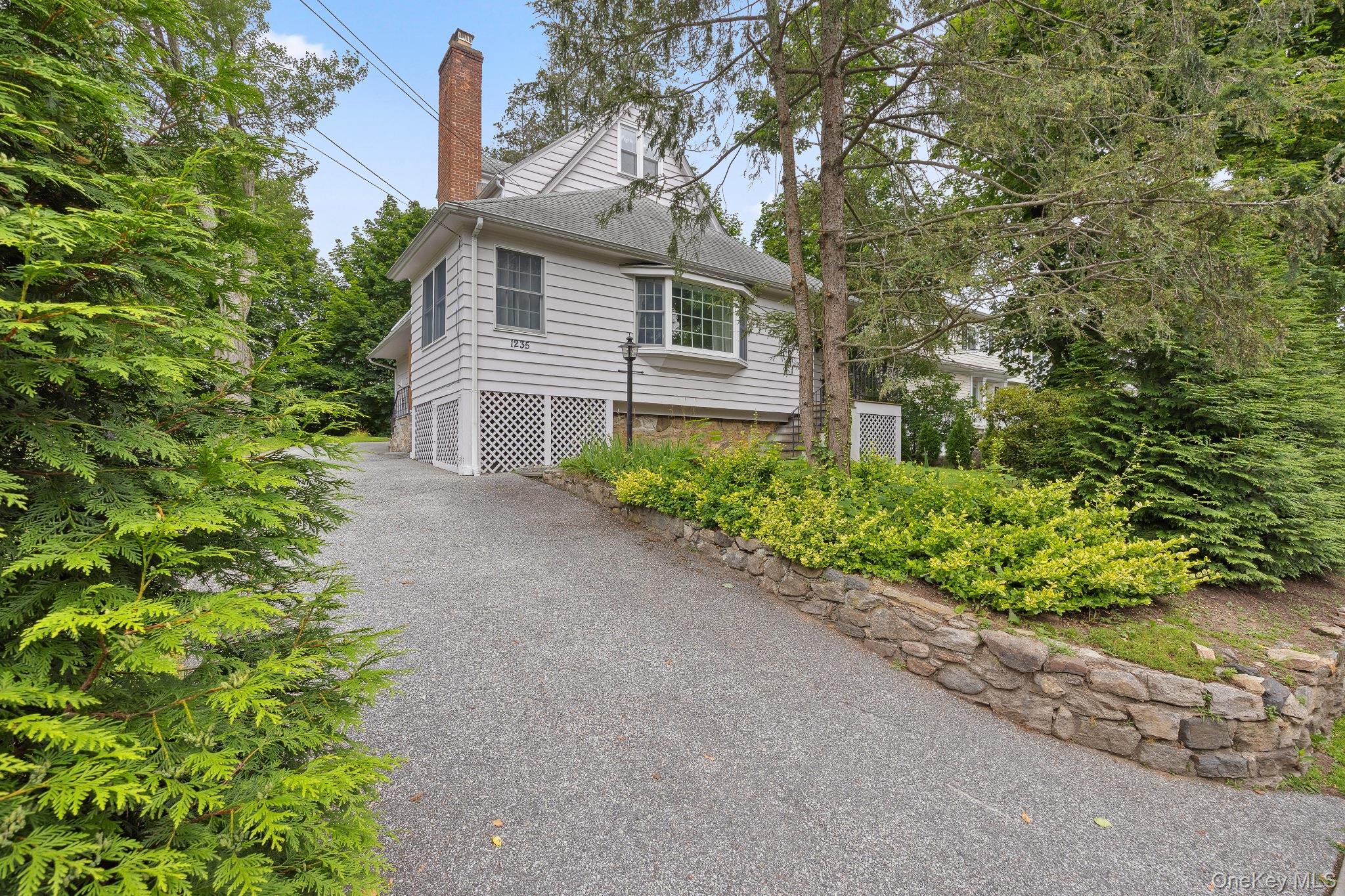 #1 photo, 1235 Post Road, Scarsdale , NY 10583