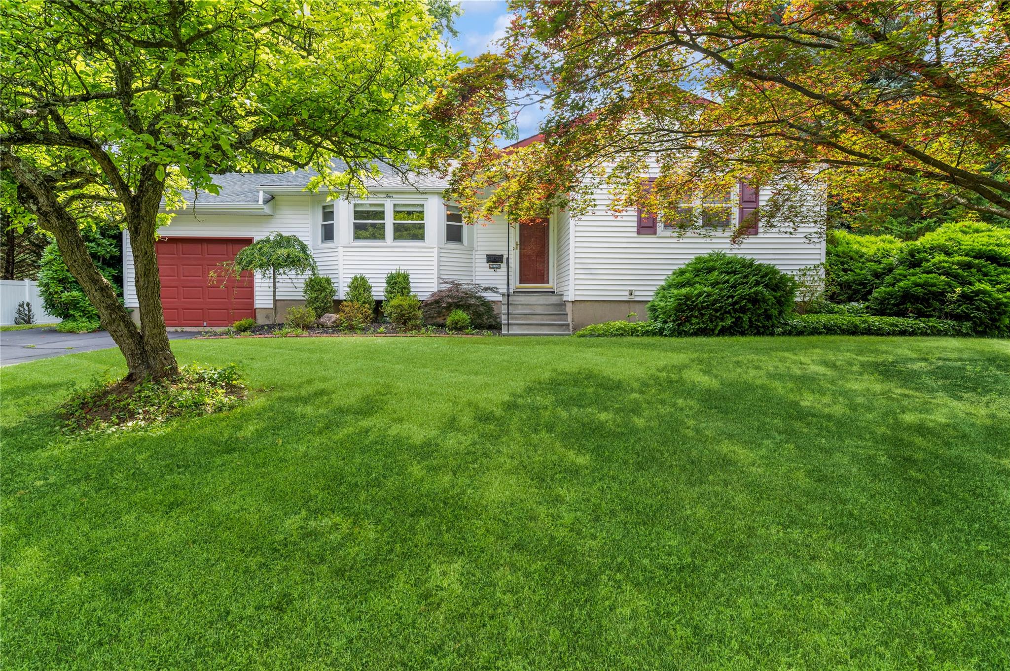 #1 photo, 4 Roland Court, Nanuet , NY 10954