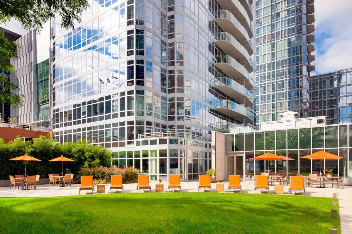 #19 photo, New York City, Lincoln Square , NY 10019