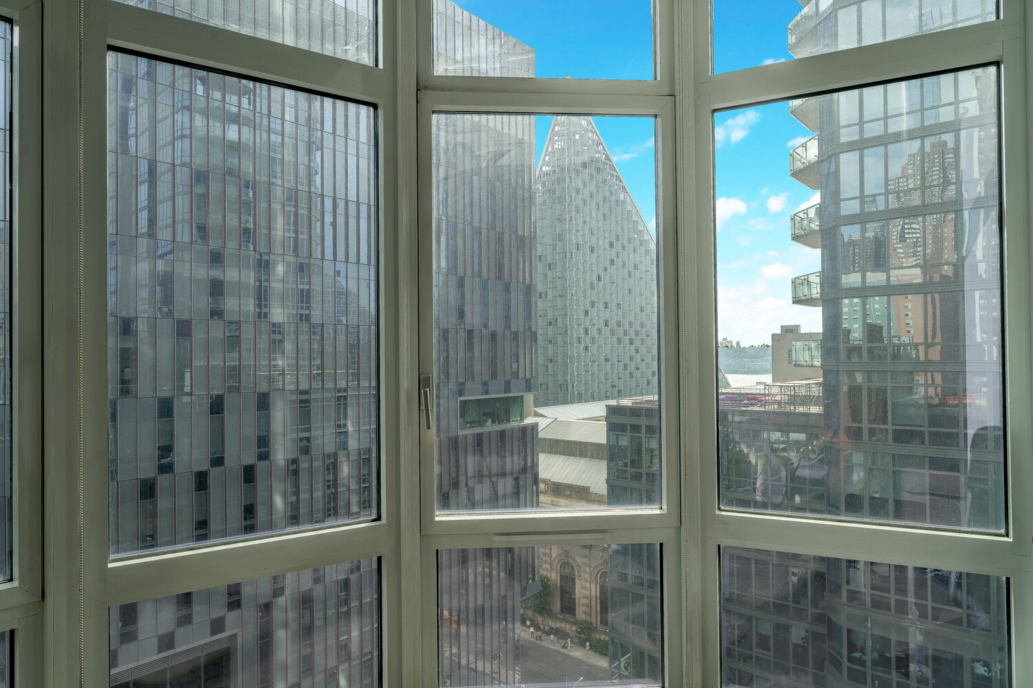 #9 photo, New York City, Lincoln Square , NY 10019