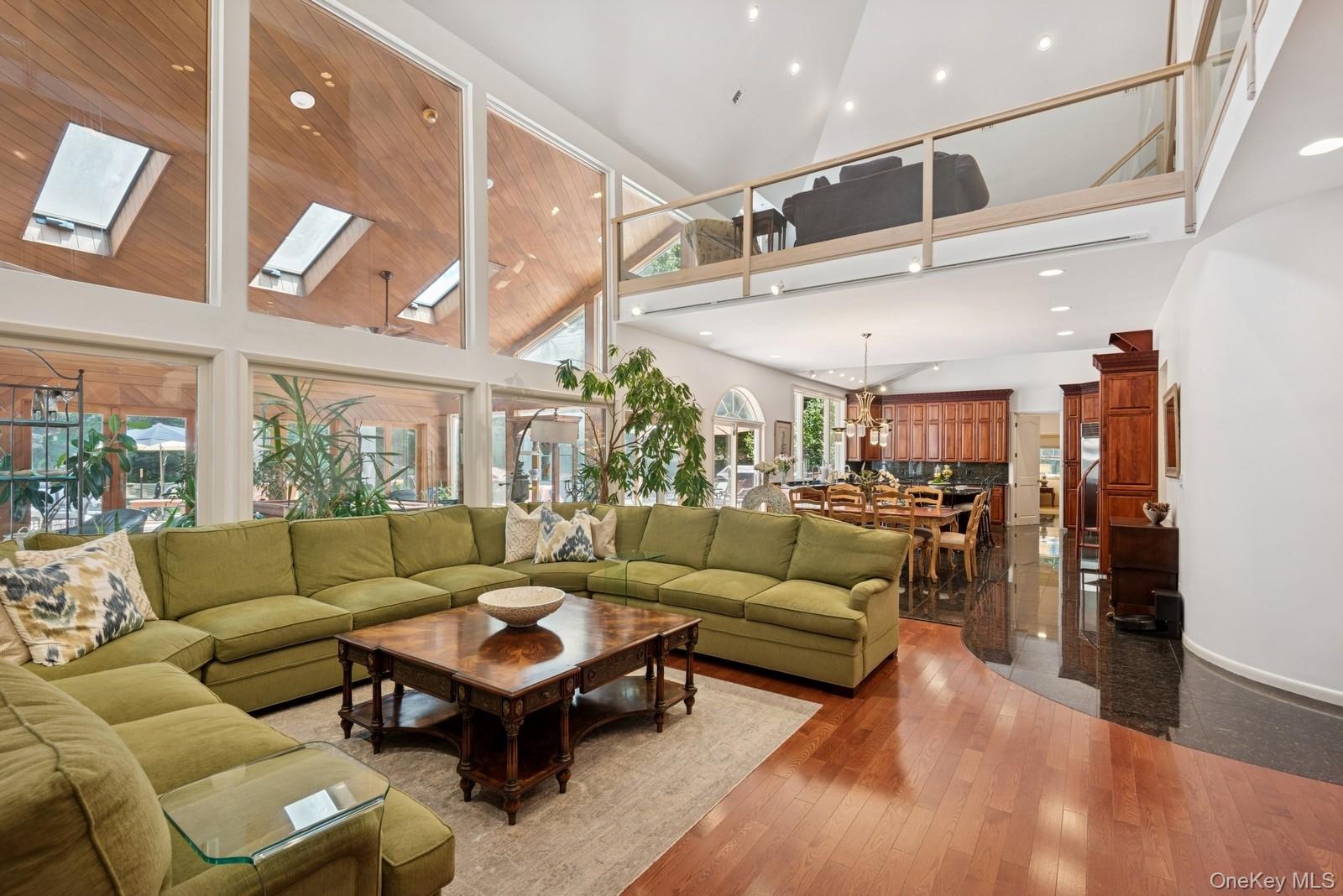 #15 photo, 9 Swan Place, サフォーク郡 Nissequogue , NY 11780