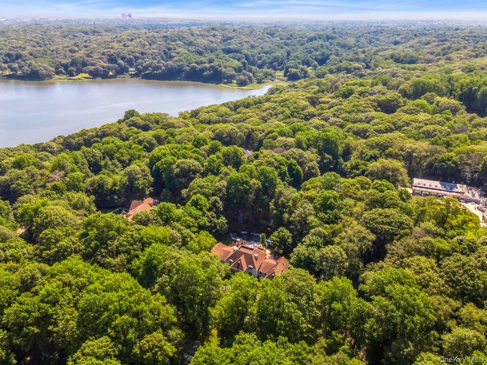 #7 photo, 9 Swan Place, サフォーク郡 Nissequogue , NY 11780