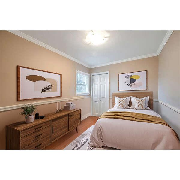 #8 photo, 246 15th Street, سوفولك West Babylon , NY 11704