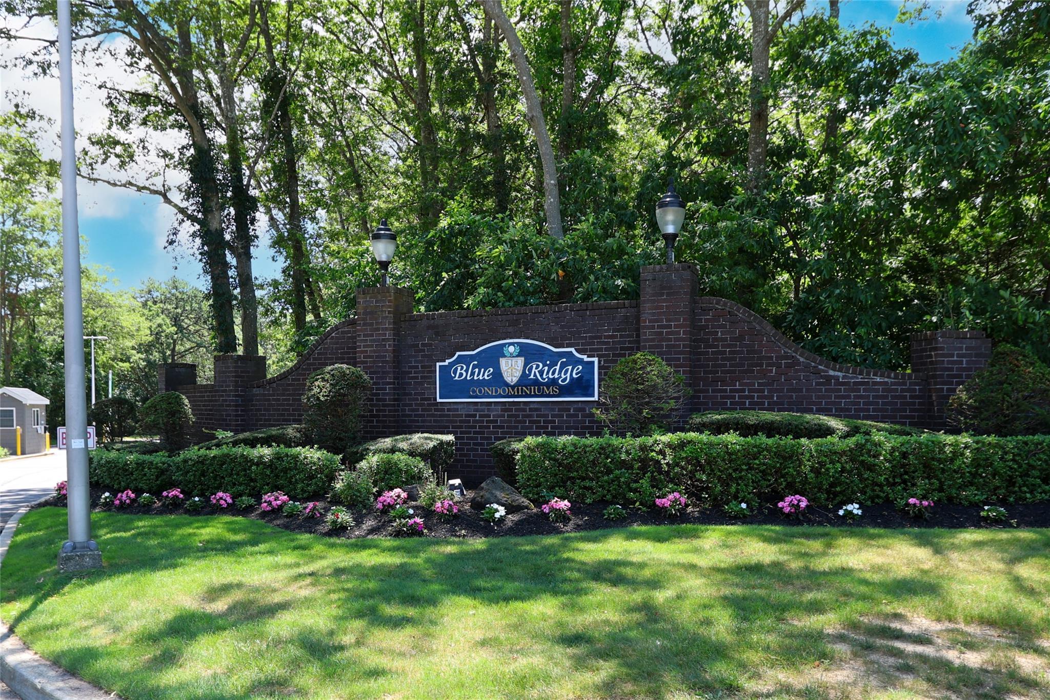 #1 photo, 720 Blue Ridge Drive, 東長島 Medford , NY 11763