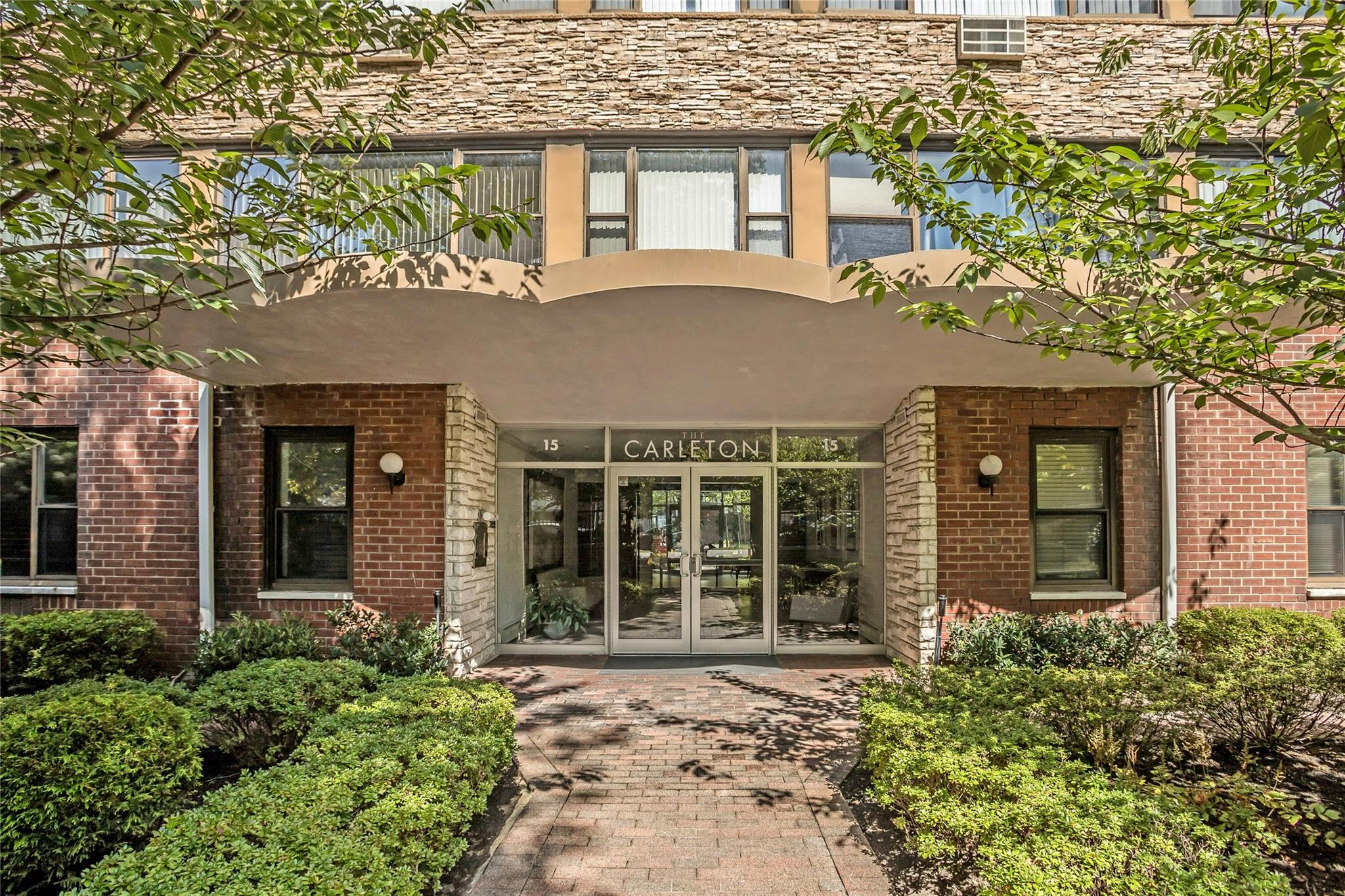 #1 photo, 15 Hill Park Ave Avenue, 長島 大頸 Great Neck , NY 11021