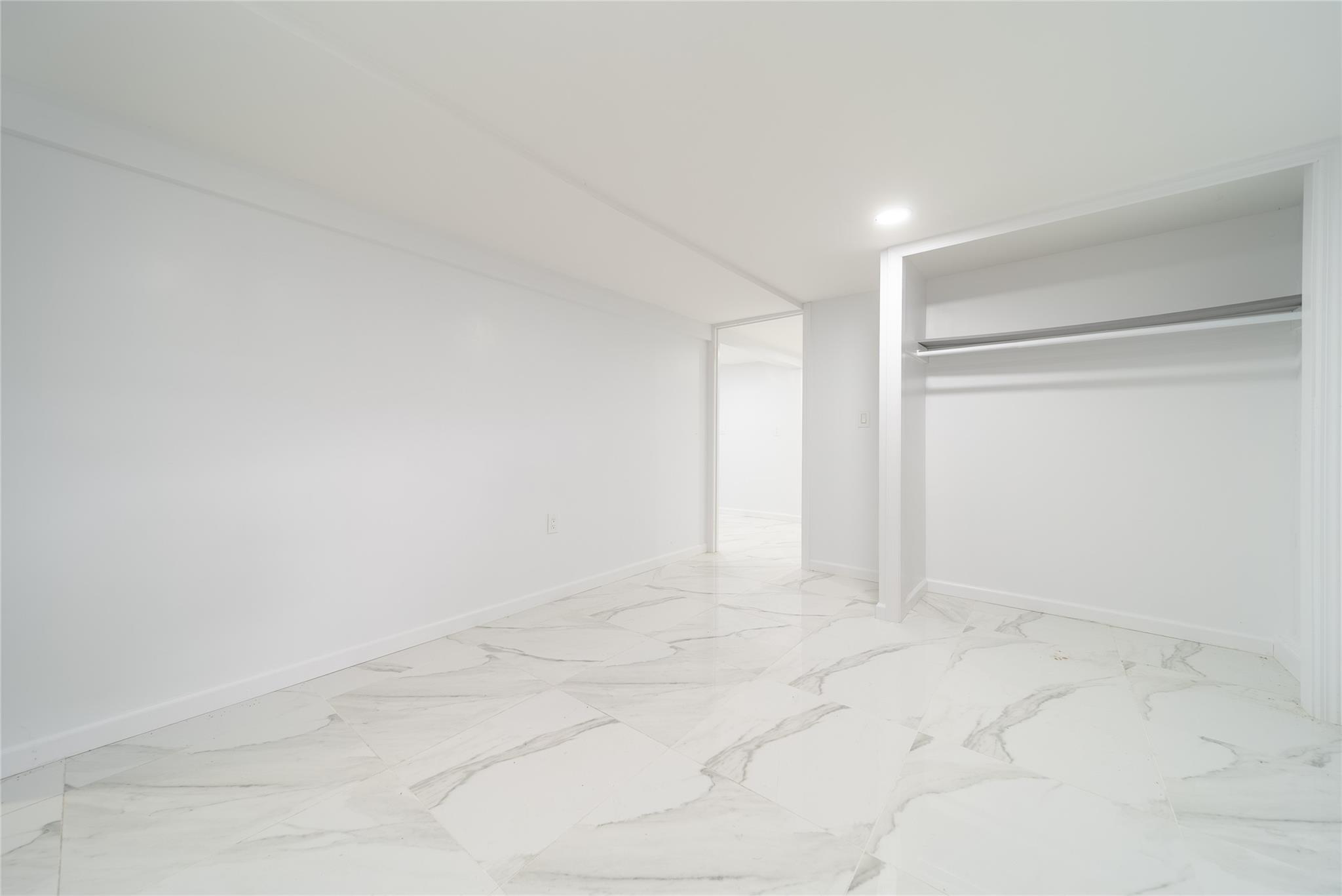 #16 photo, 7 Miller Drive, サフォーク郡 Lake Grove , NY 11755