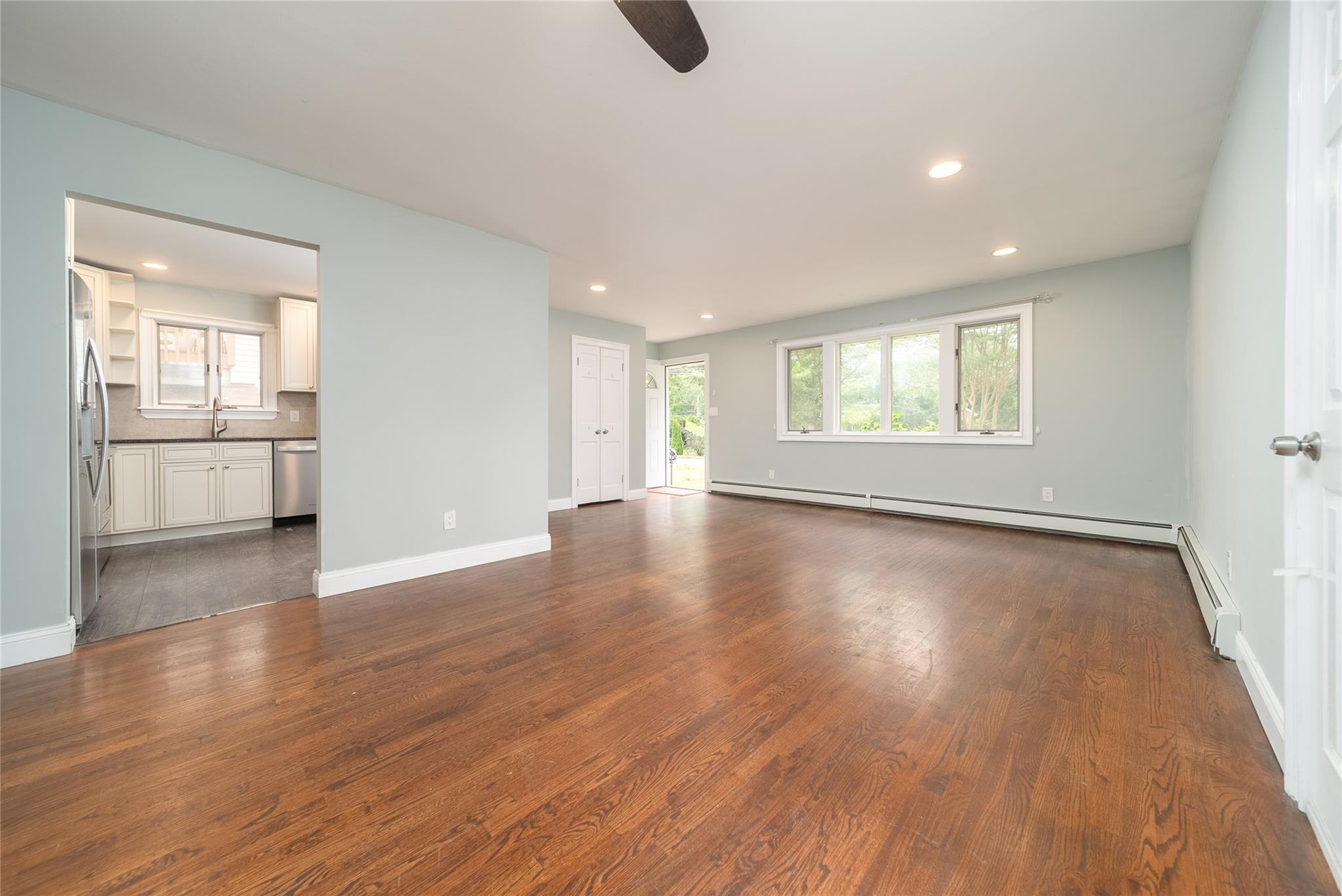 #3 photo, 7 Miller Drive, サフォーク郡 Lake Grove , NY 11755