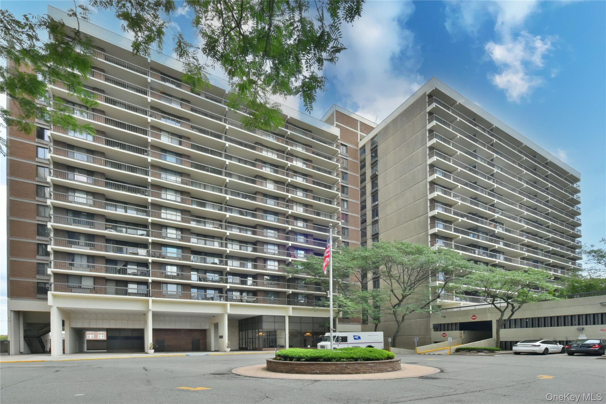 #14 photo, 152-18 Union Turnpike, クイーンズ区 Flushing , NY 11367