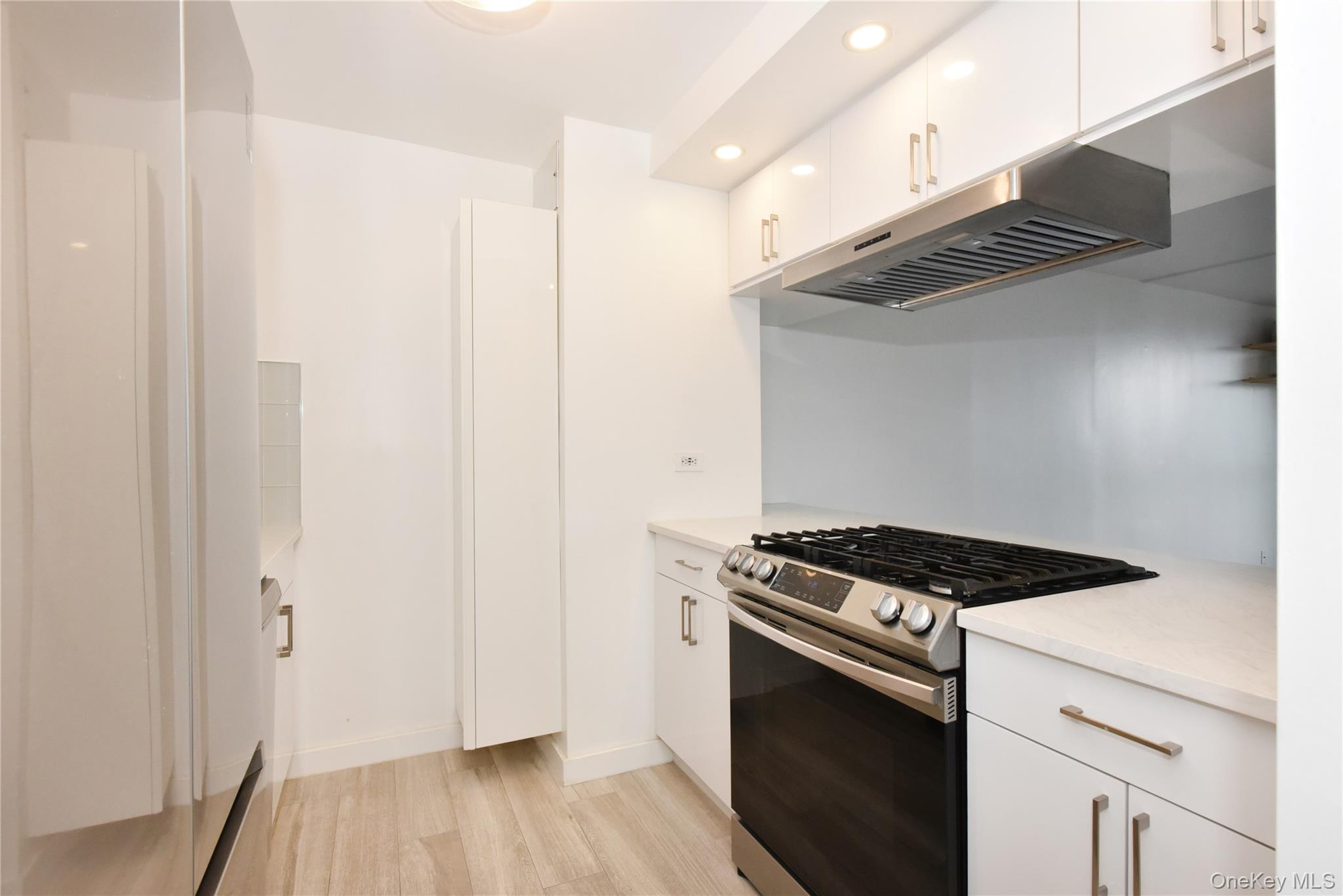 #5 photo, 152-18 Union Turnpike, クイーンズ区 Flushing , NY 11367