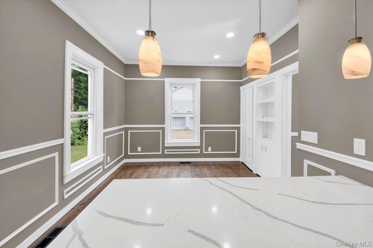 #13 photo, 233 Brady Avenue, Hawthorne , NY 10532