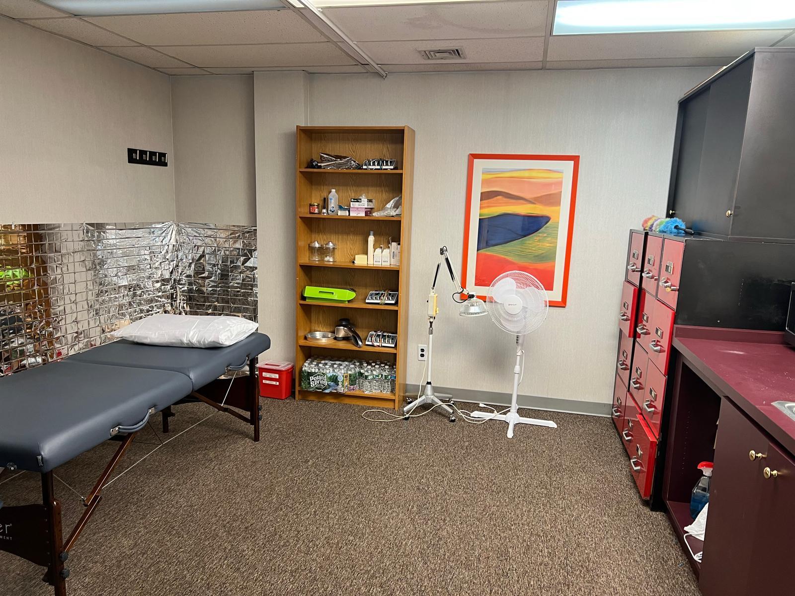 #8 photo, 6268 Jericho Turnpike, サフォーク郡 Commack , NY 11725