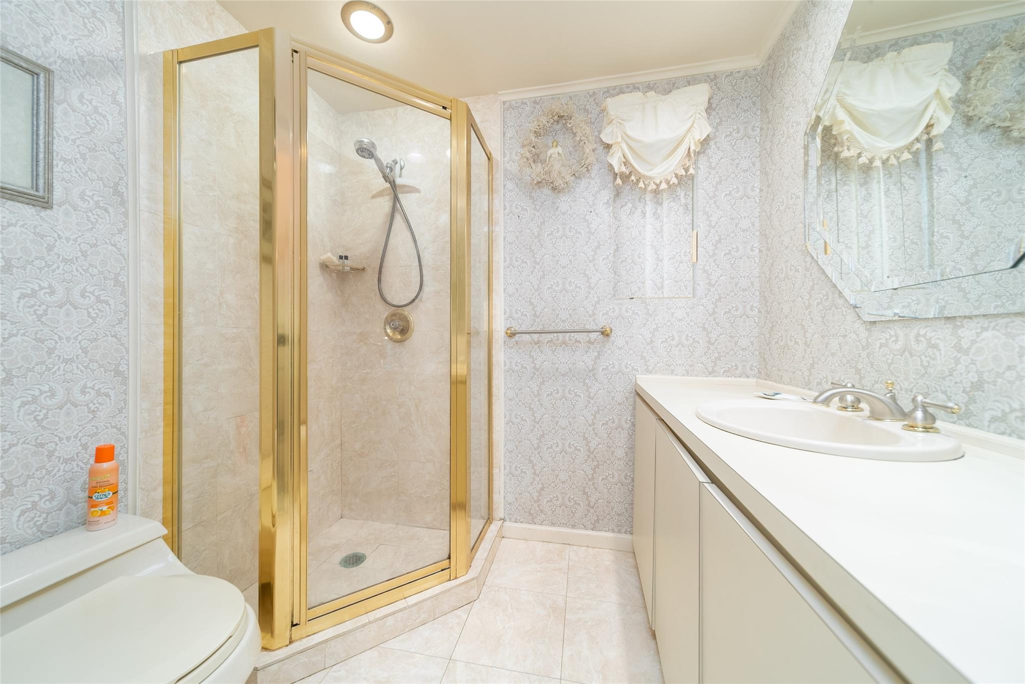 #18 photo, 145-67 5th Avenue, クイーンズ区 Whitestone , NY 11357