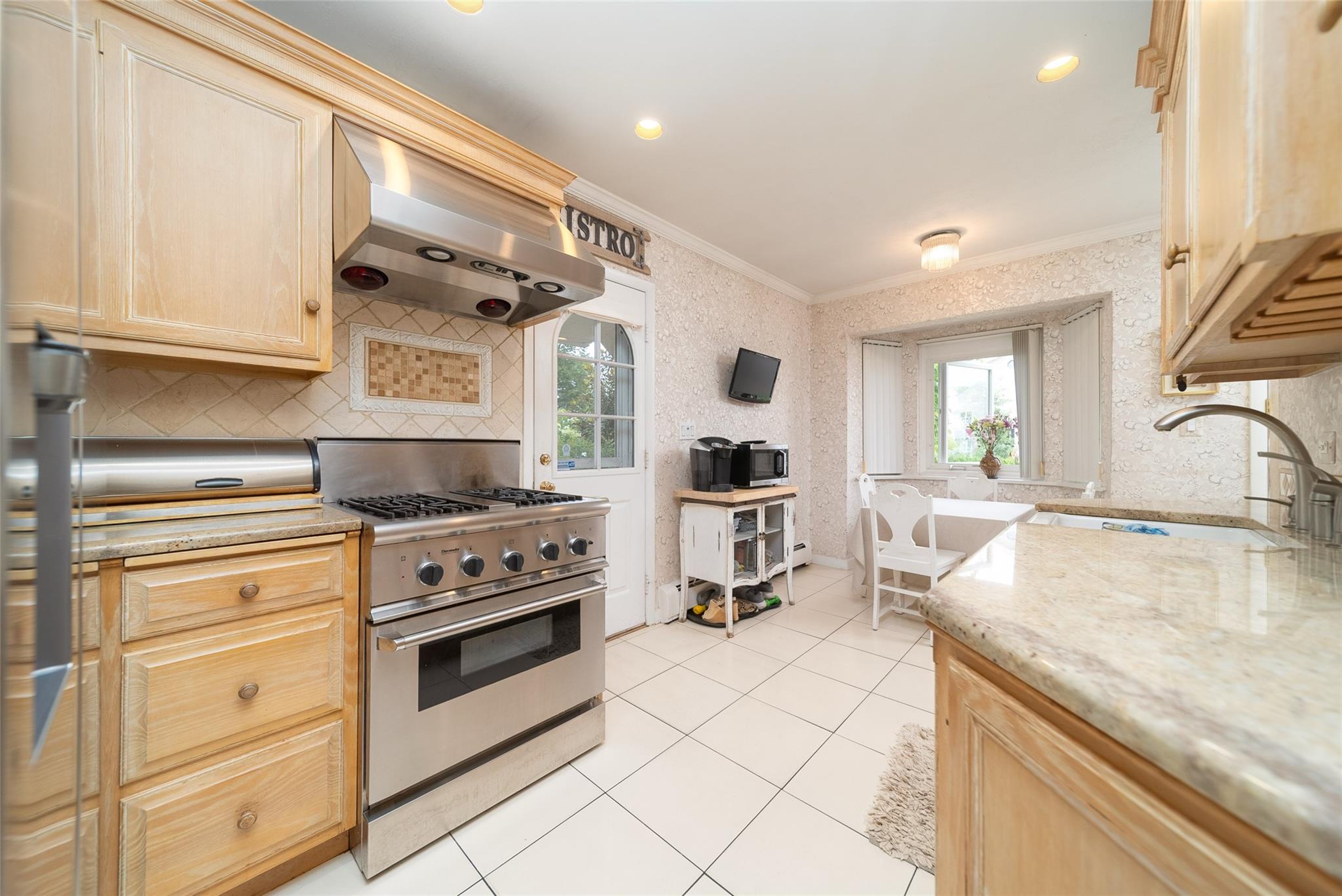 #4 photo, 145-67 5th Avenue, クイーンズ区 Whitestone , NY 11357