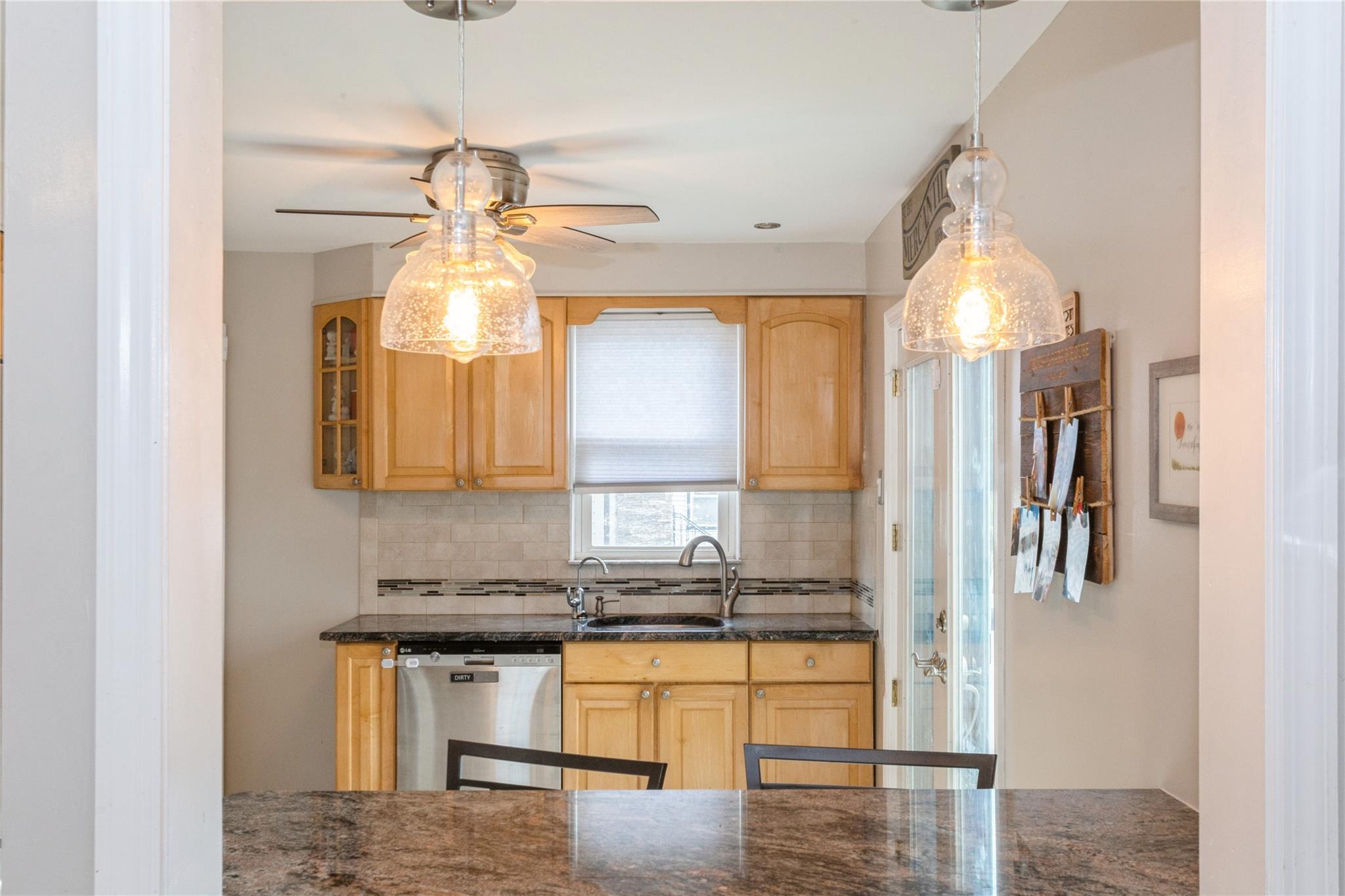 #16 photo, 10 Commonwealth Street, ナッソー郡 Franklin Square , NY 11010