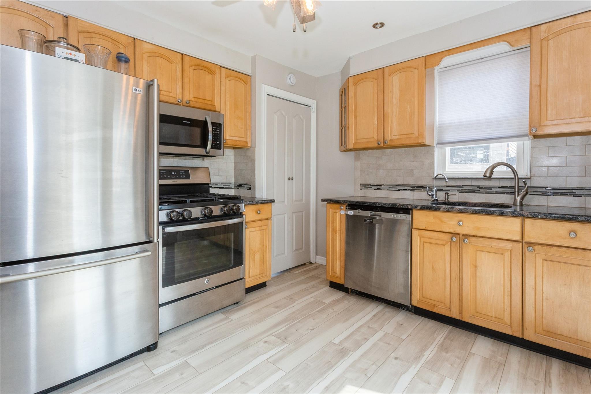 #19 photo, 10 Commonwealth Street, ナッソー郡 Franklin Square , NY 11010