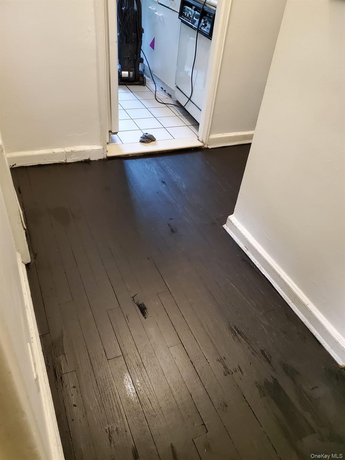 #4 photo, 14018 Burden Crescent, קווינס Briarwood , NY 11435