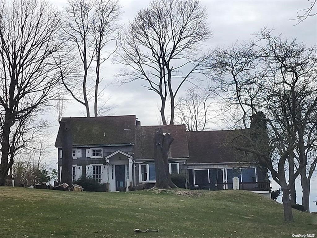 #1 photo, 4 Childs Lane, سوفولك Old Field , NY 11733