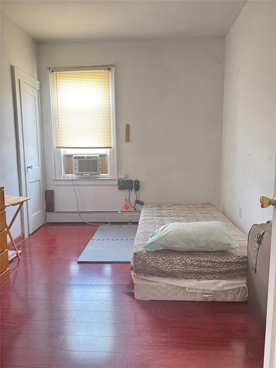 #4 photo, 88-16 85th Street, クイーンズ区 Woodhaven , NY 11421