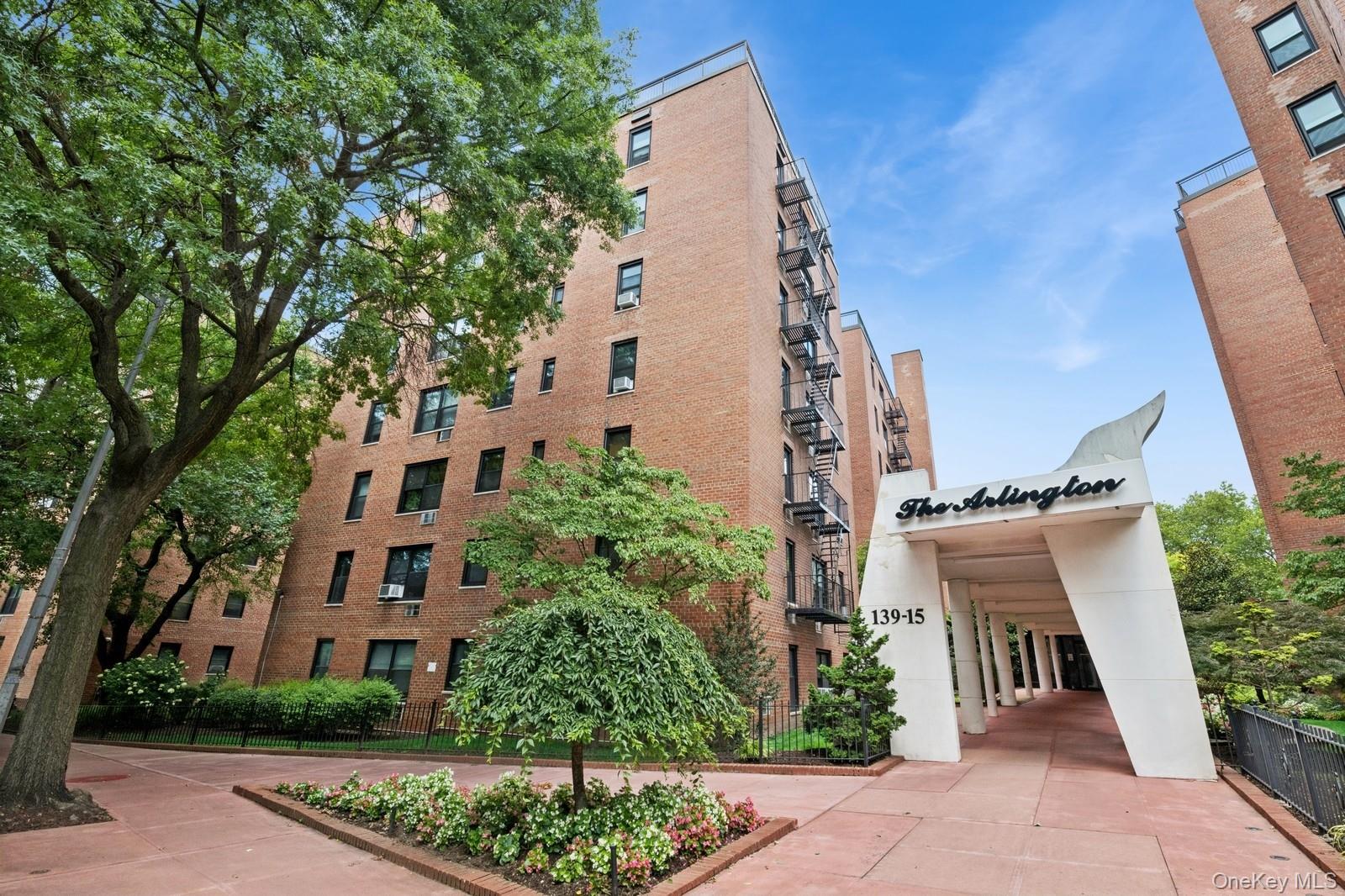 #2 photo, 139-15 83 Ave, クイーンズ区 Briarwood , NY 11435