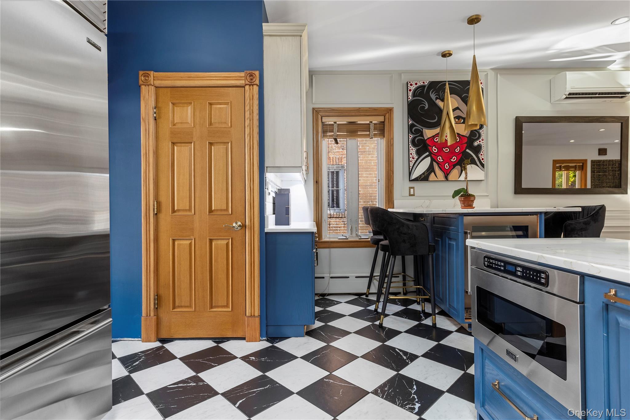 #11 photo, 33-39 84th Street, クイーンズ区 Jackson Heights , NY 11372