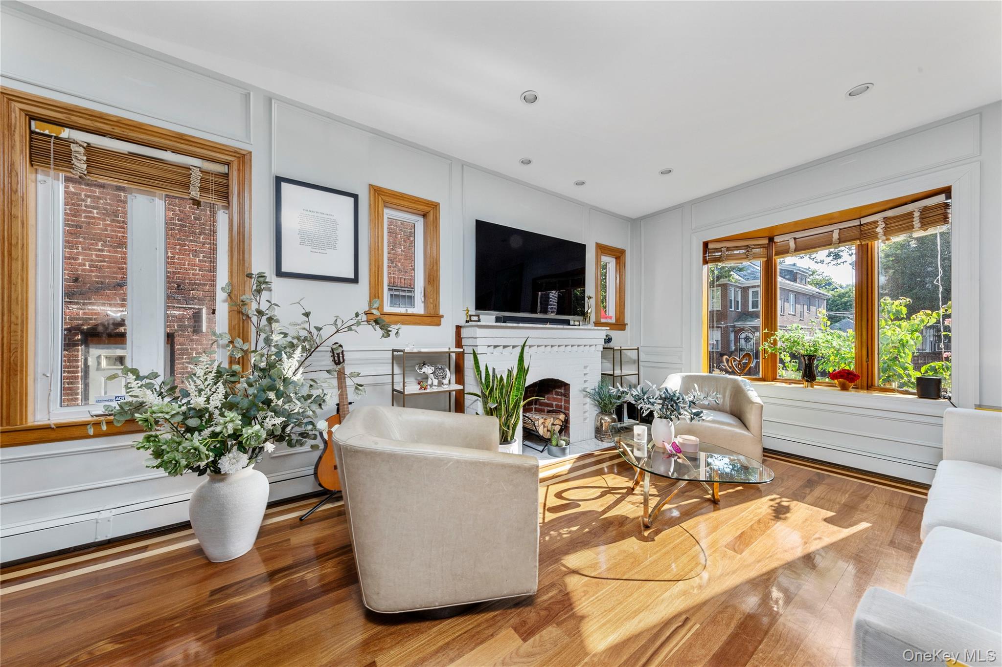 #6 photo, 33-39 84th Street, クイーンズ区 Jackson Heights , NY 11372