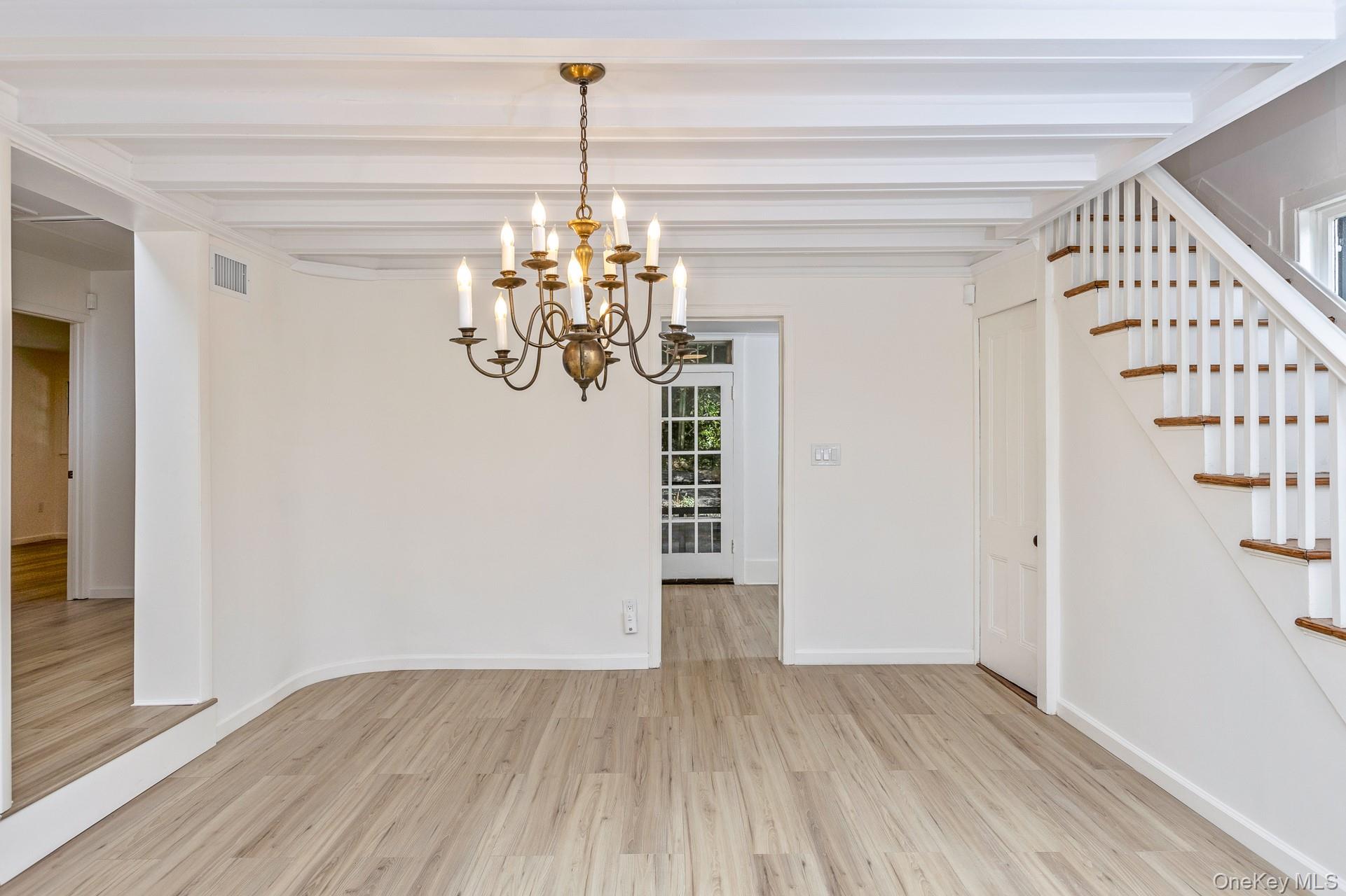 #11 photo, 122 Main Street, ナッソー郡 Roslyn , NY 11576