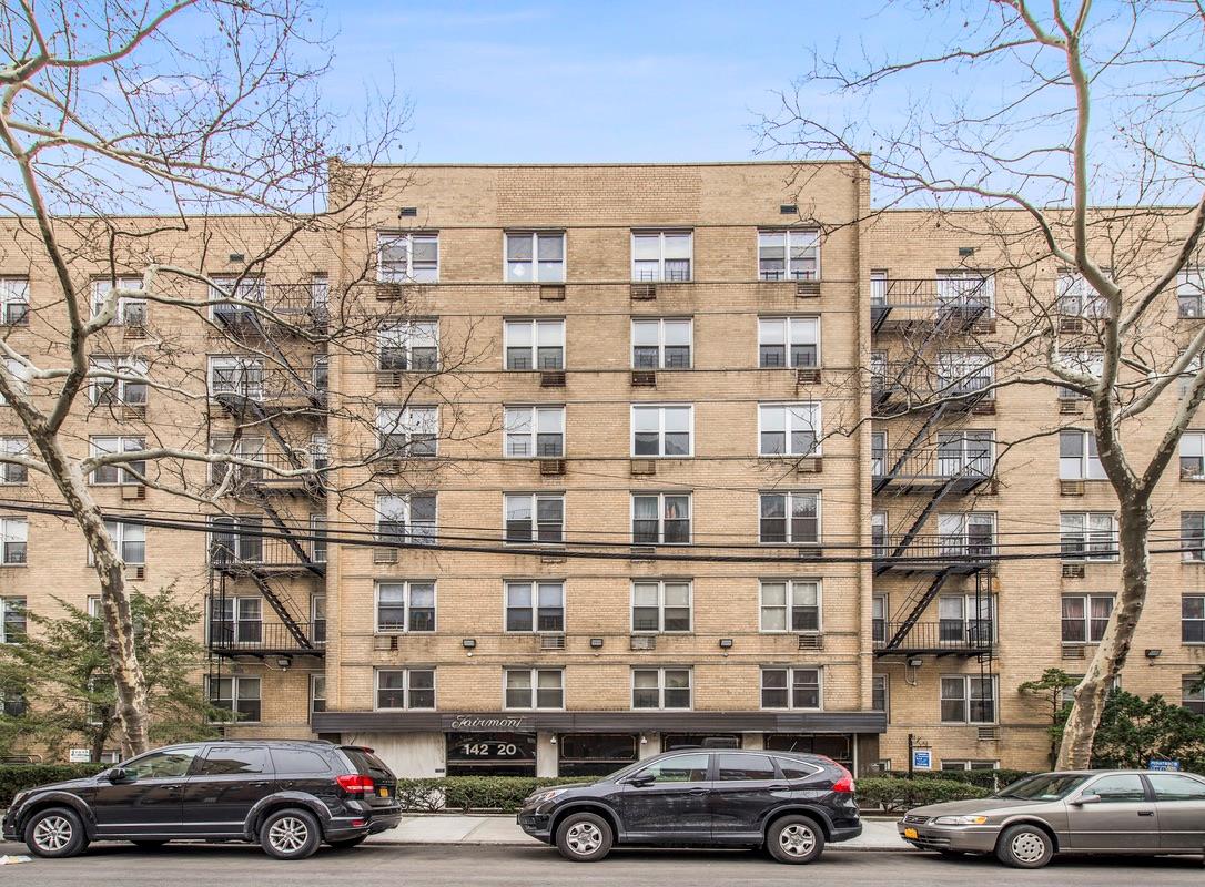 #1 photo, 142-20 Franklin Avenue, 法拉盛 Flushing , NY 11355