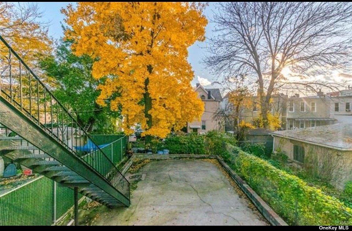 #5 photo, 832 E 224th Street, ブロンクス区 Bronx , NY 10466