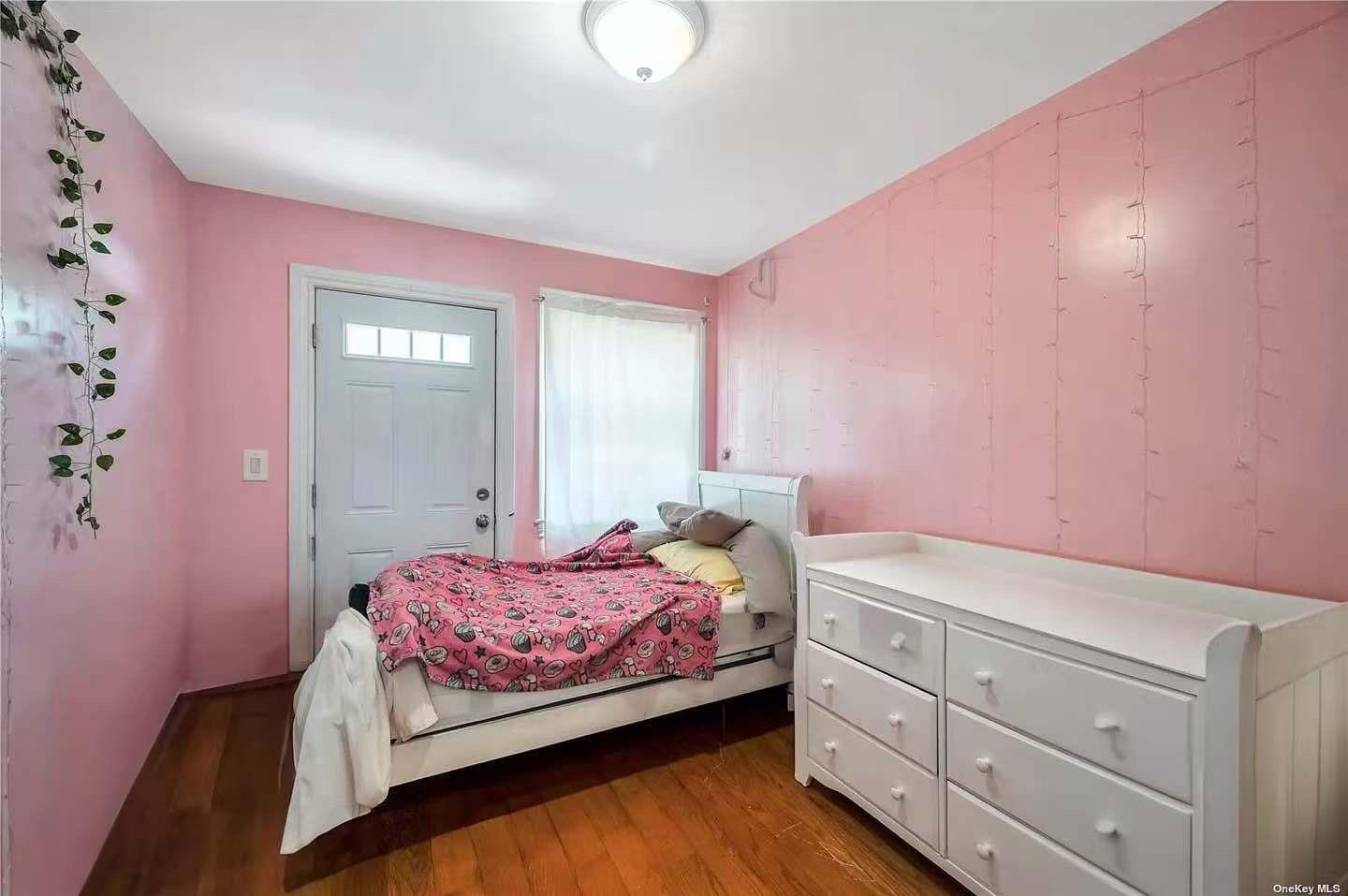 #5 photo, 9-03 127th Street, クイーンズ区 College Point , NY 11356