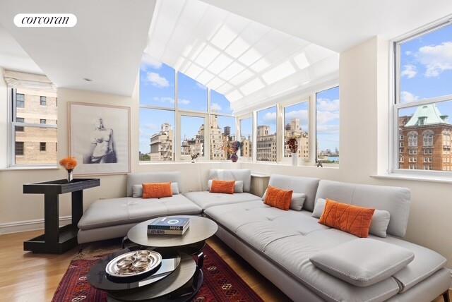 #3 photo, 30 E 76TH Street, Lenox Hill , NY 10021