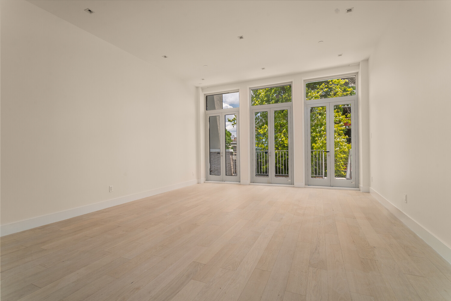 #12 photo, 819 DEAN Street, ブルックリン区 Crown Heights , NY 11238