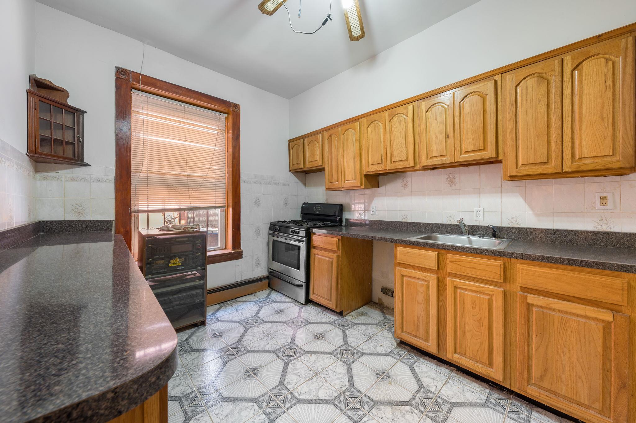 #1 photo, 454 E 48th, 布鲁克林 Brooklyn , NY 11203