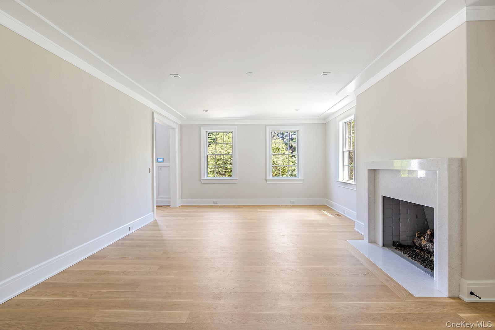 #11 photo, 42 Mamaroneck Road, Scarsdale , NY 10583