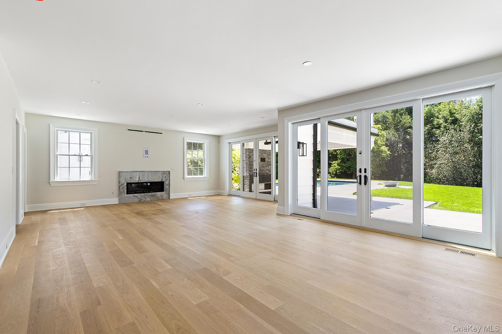 #18 photo, 42 Mamaroneck Road, Scarsdale , NY 10583