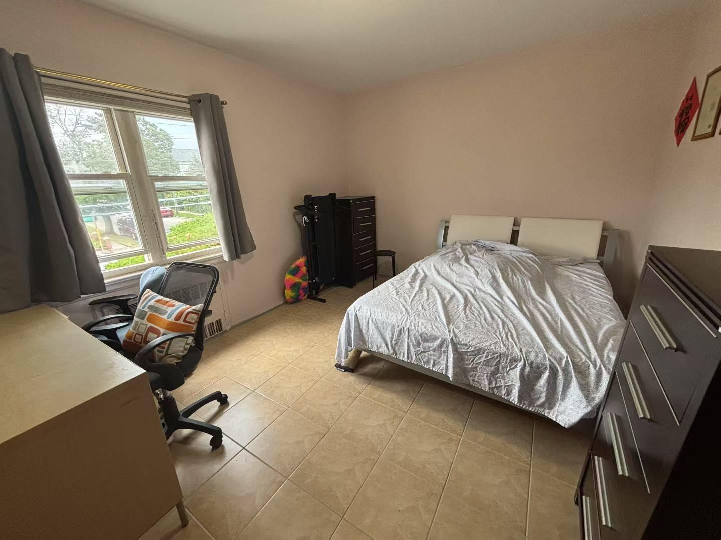 #4 photo, 22-01 149th Street, Whitestone , NY 11357