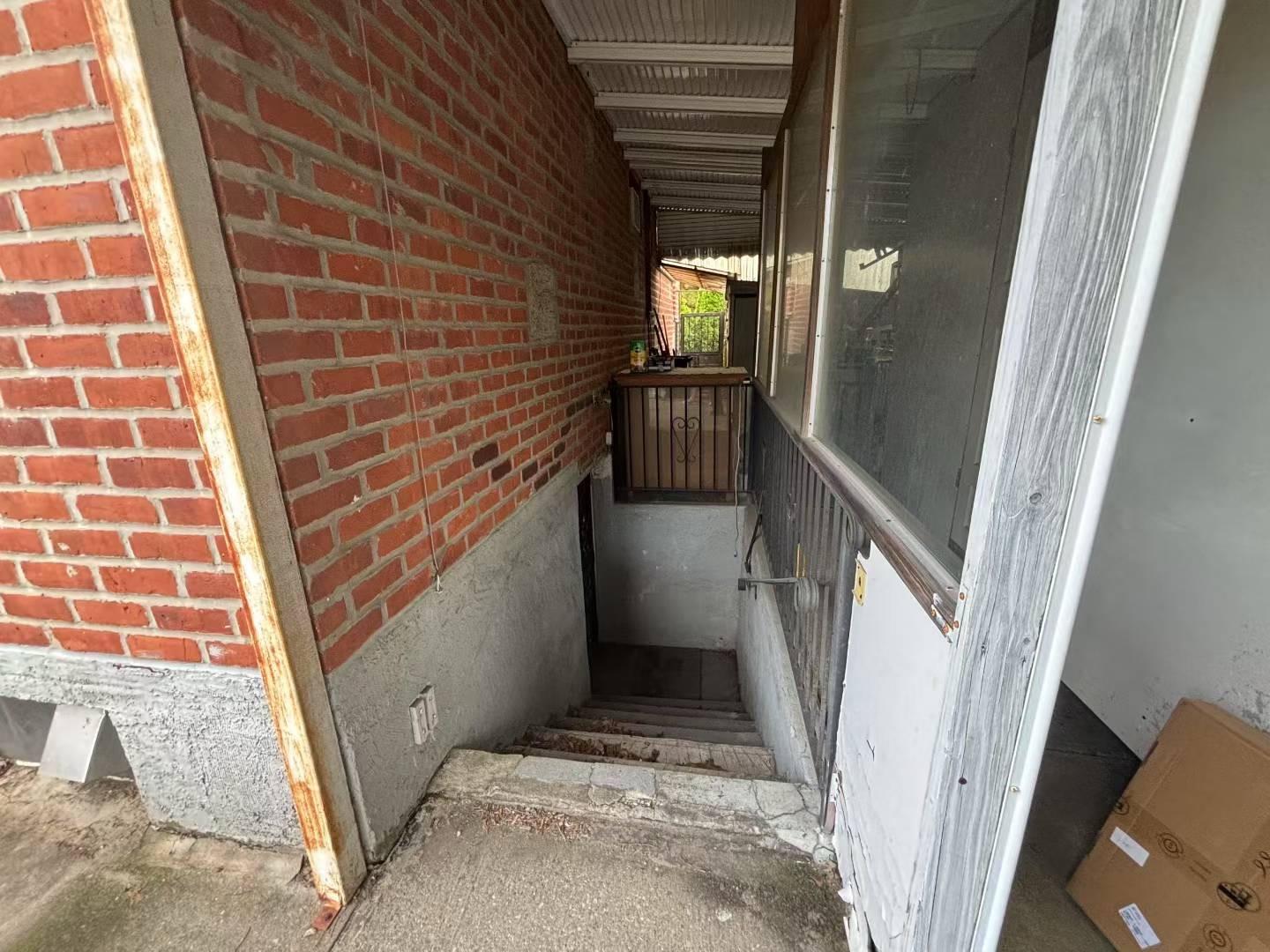 #6 photo, 22-01 149th Street, Whitestone , NY 11357